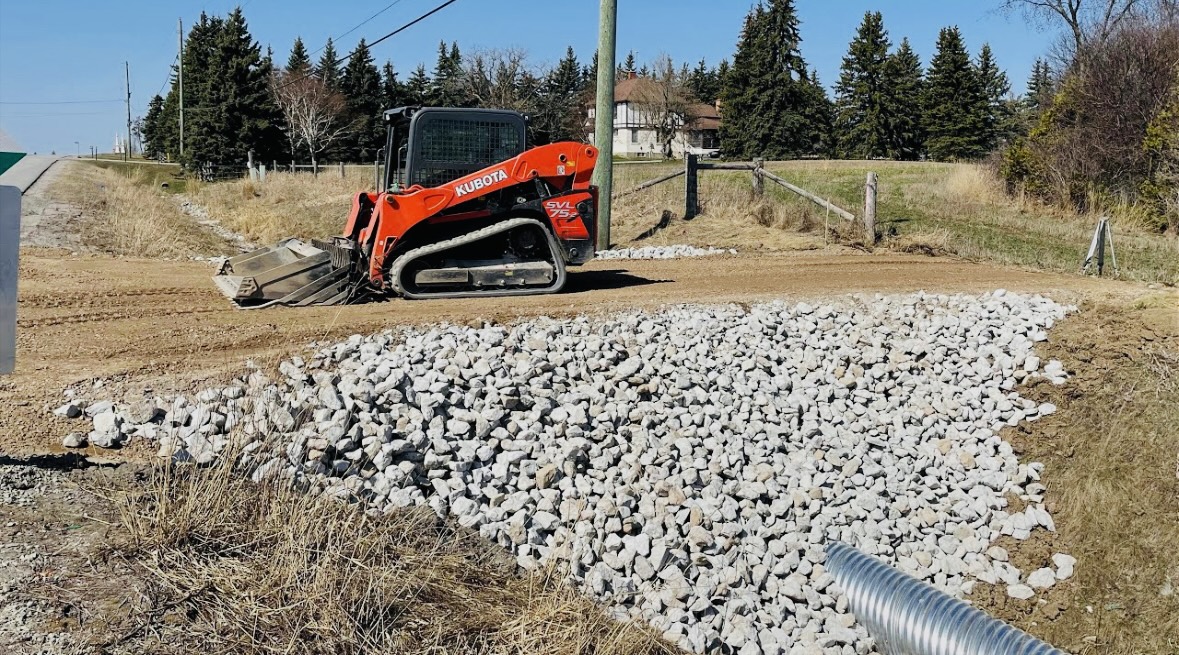 Drainage and dirtwork project in Des Moines Metro