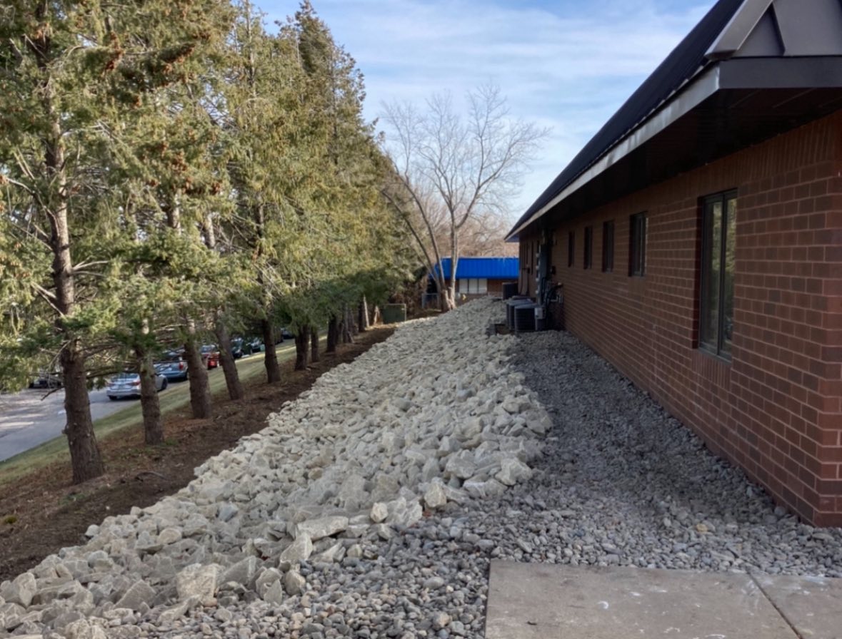 Driveway grading equipment