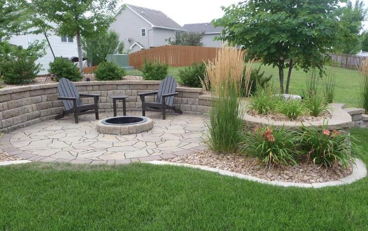 Custom landscape design and build in Urbandale